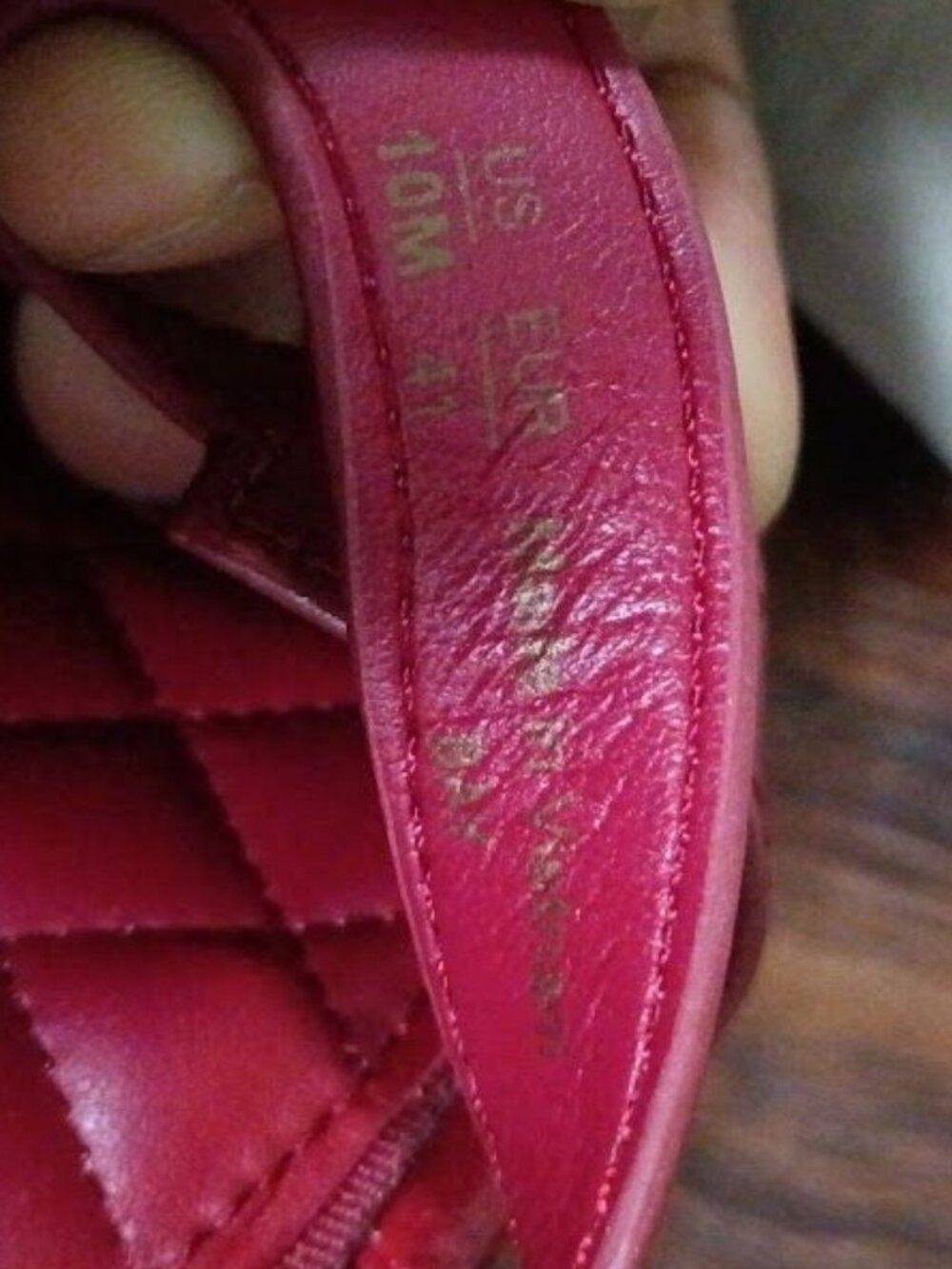 Sam Edelman Womens Red Crocodile-Embossed Slip-On Sandals Size 9.5 / 10 - Picture 4 of 7